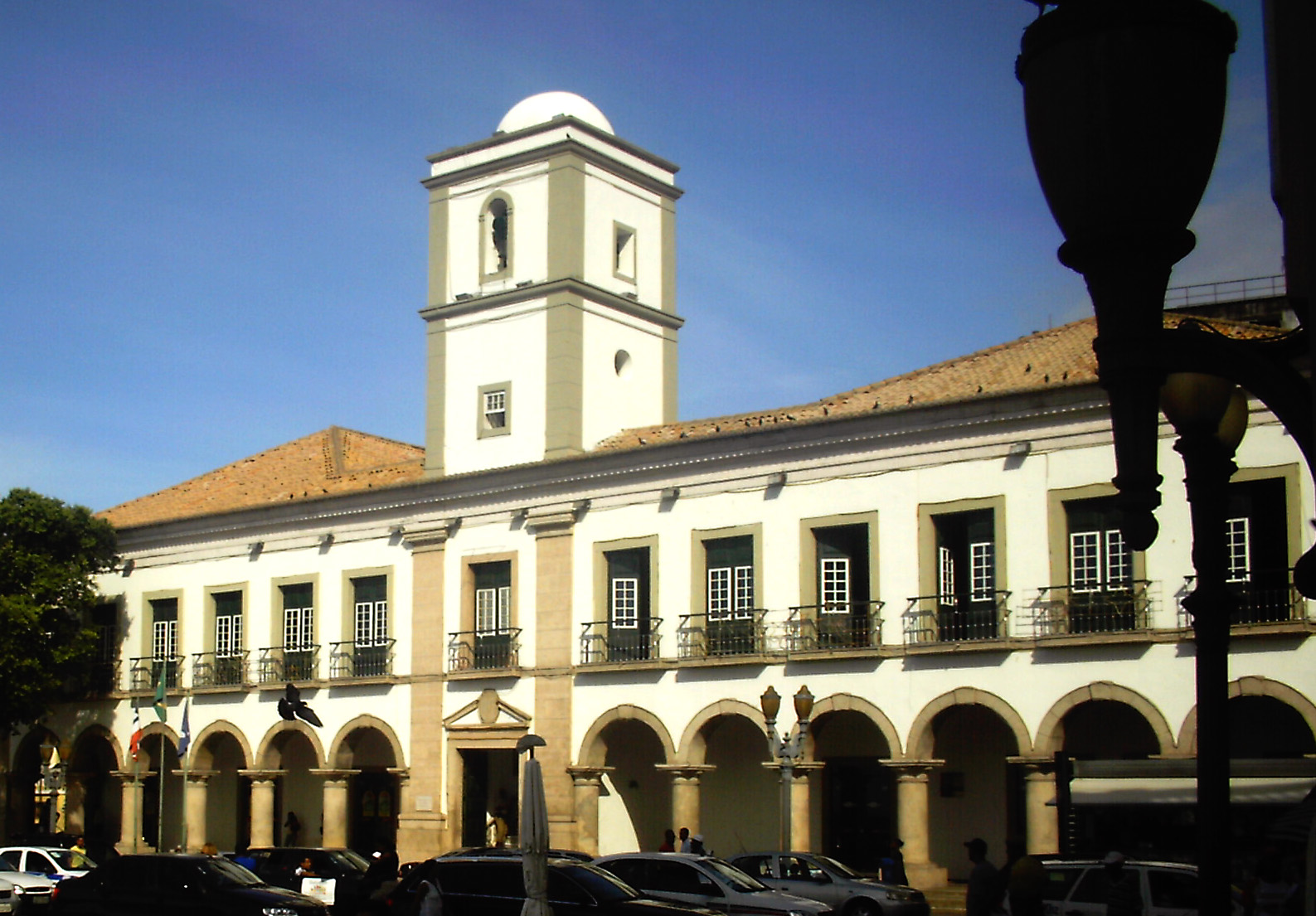 Imagem de referência de Câmara Municipal de Salvador, descrito nos dados abertos como poder legislativo municipal de Salvador, Bahia, Brasil