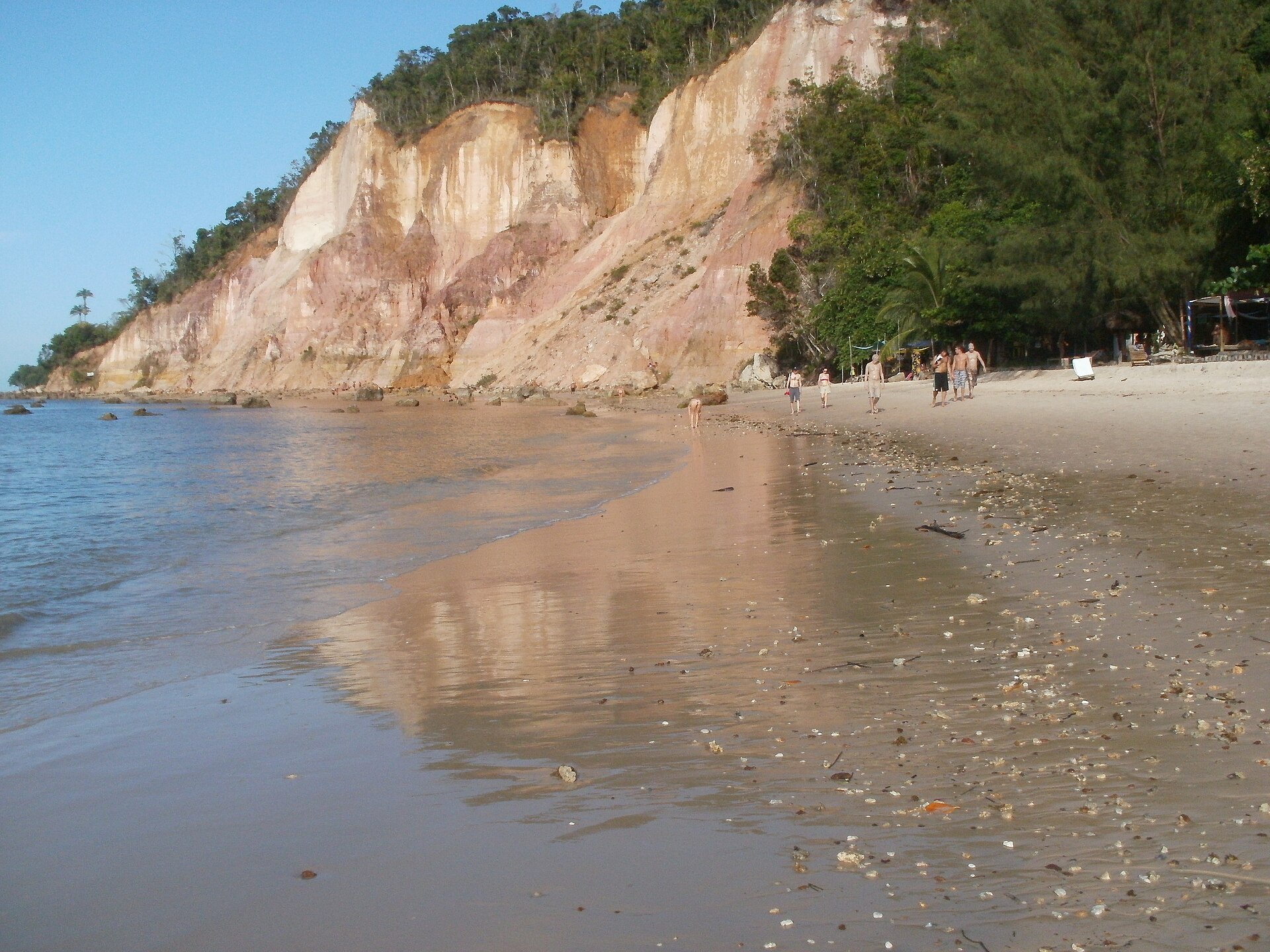 Imagem de referência de Ilha de Tinharé, descrito nos dados abertos como ilha no município de Cairu, Bahia, Brasil