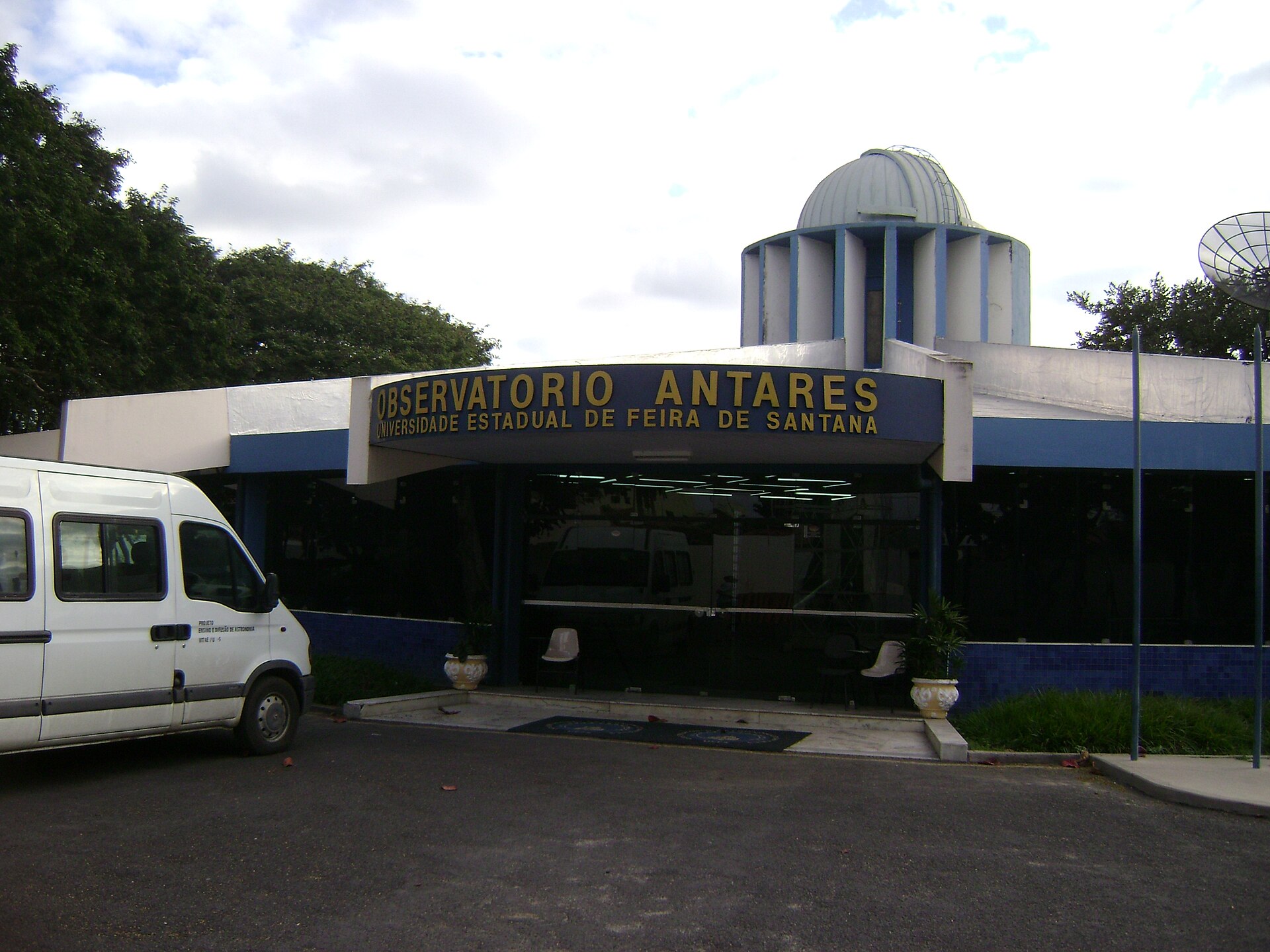 Imagem de referência de Observatório Astronômico Antares, descrito nos dados abertos como museu em Feira de Santana, Bahia