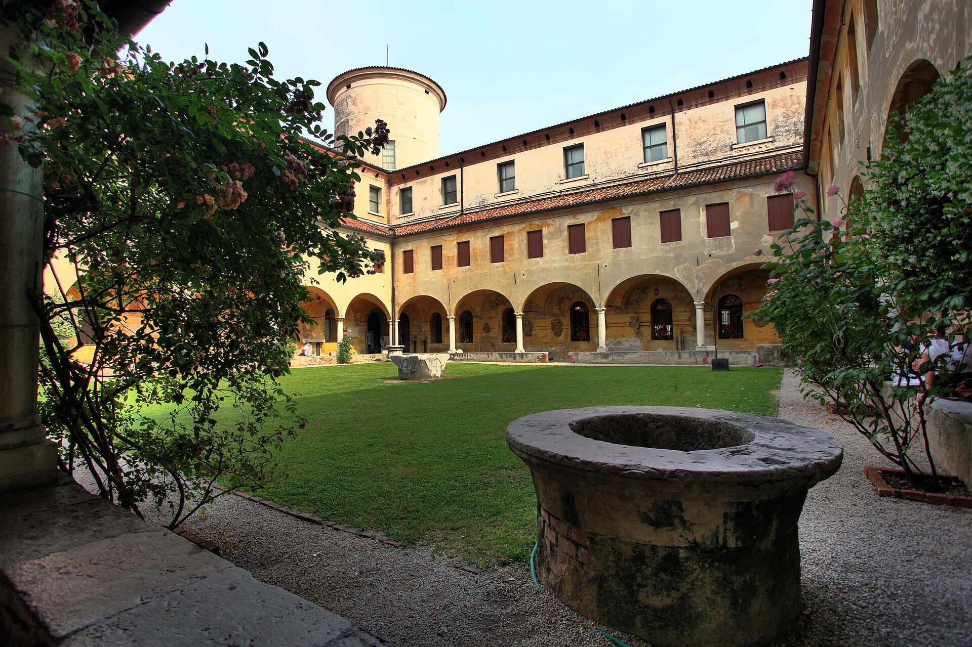 Imagem de referência de Museu Cívico de Bassano, descrito nos dados abertos como museu em Bassano del Grappa, Itália