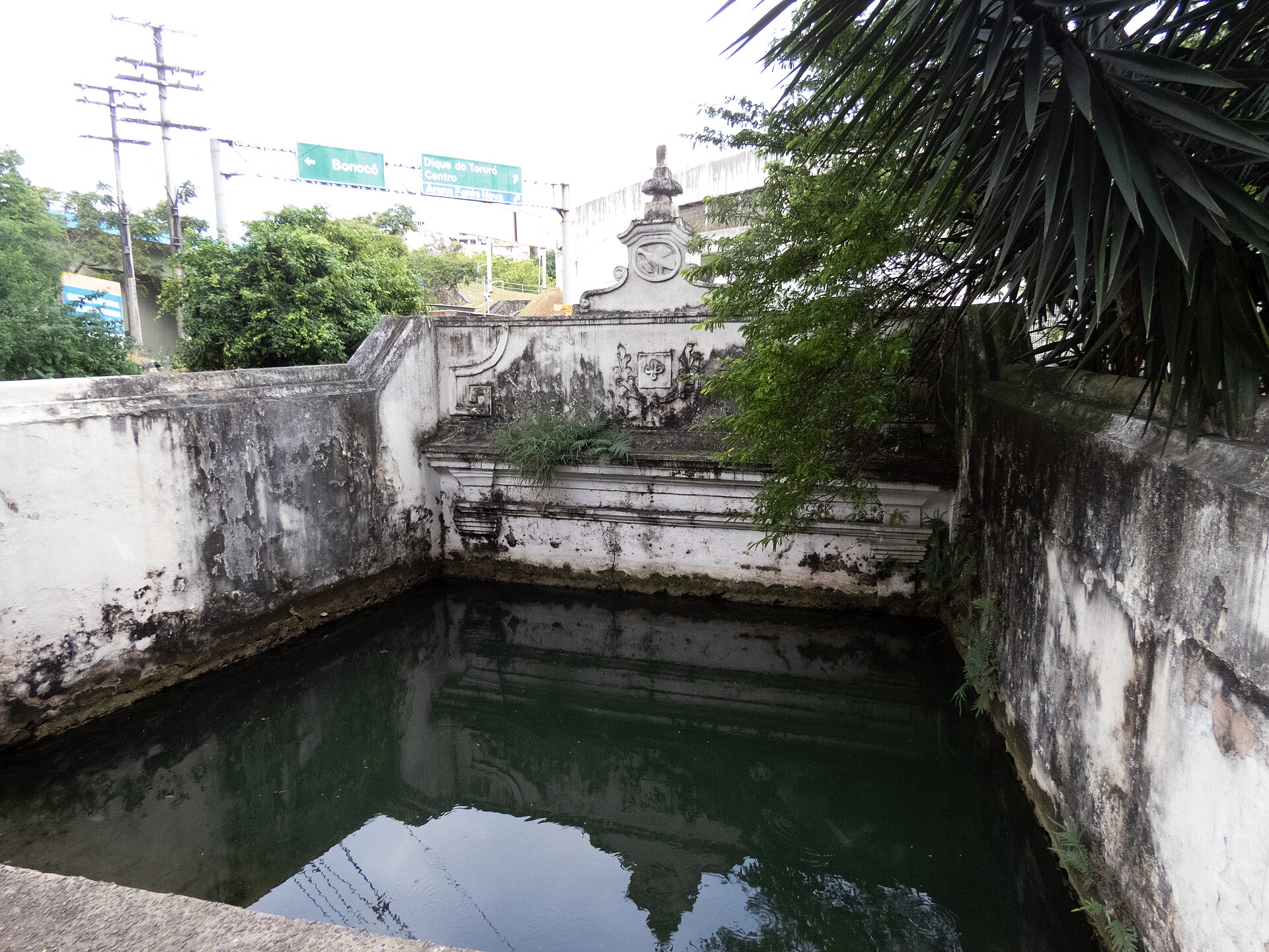 Imagem de referência de Fonte das Pedras, descrito nos dados abertos como fonte em Salvador, Bahia