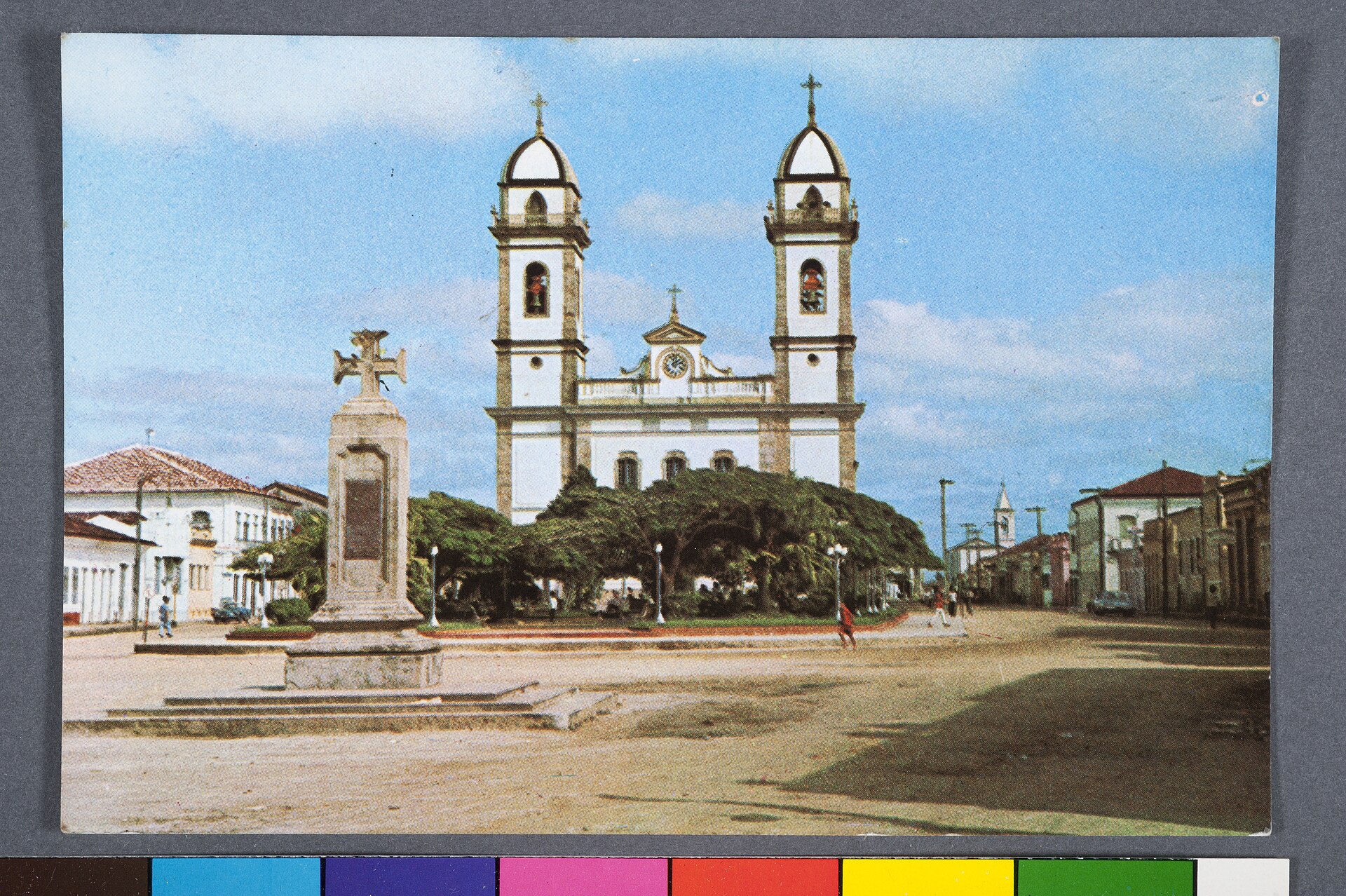 Imagem de referência de Basílica do Senhor Bom Jesus de Iguape, descrito nos dados abertos como item da Coleção Cartões Postais, no Museu Paulista