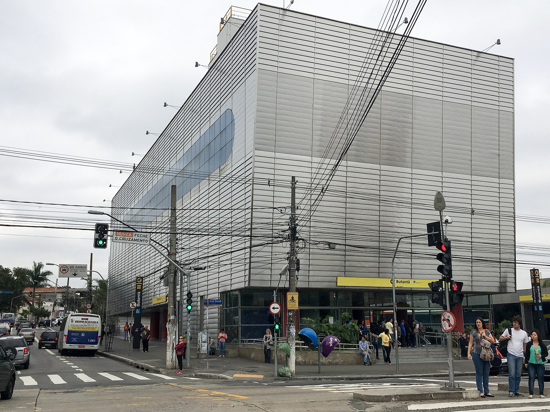 Imagem de referência de Estação Butantã, descrito nos dados abertos como estação de metrô na cidade de São Paulo