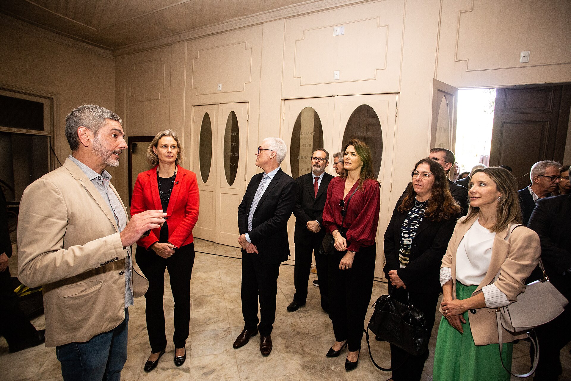 Imagem de referência de Arquivo Público do Estado do Rio Grande do Sul, descrito nos dados abertos como bem tombado pelo Instituto do Patrimônio Histórico e Artístico do Estado do Rio Grande do Sul na cidade de Porto Alegre