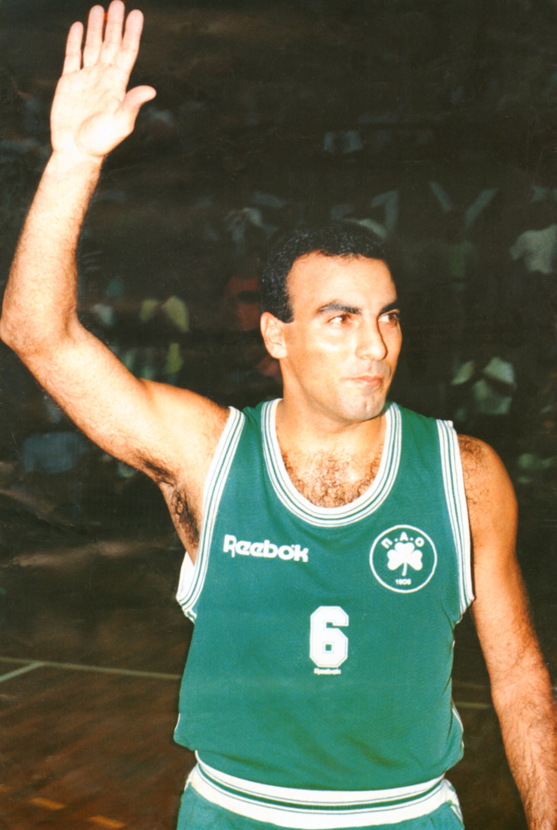 Imagem de referência de Nikos Galis, descrito nos dados abertos como basquetebolista estadunidense