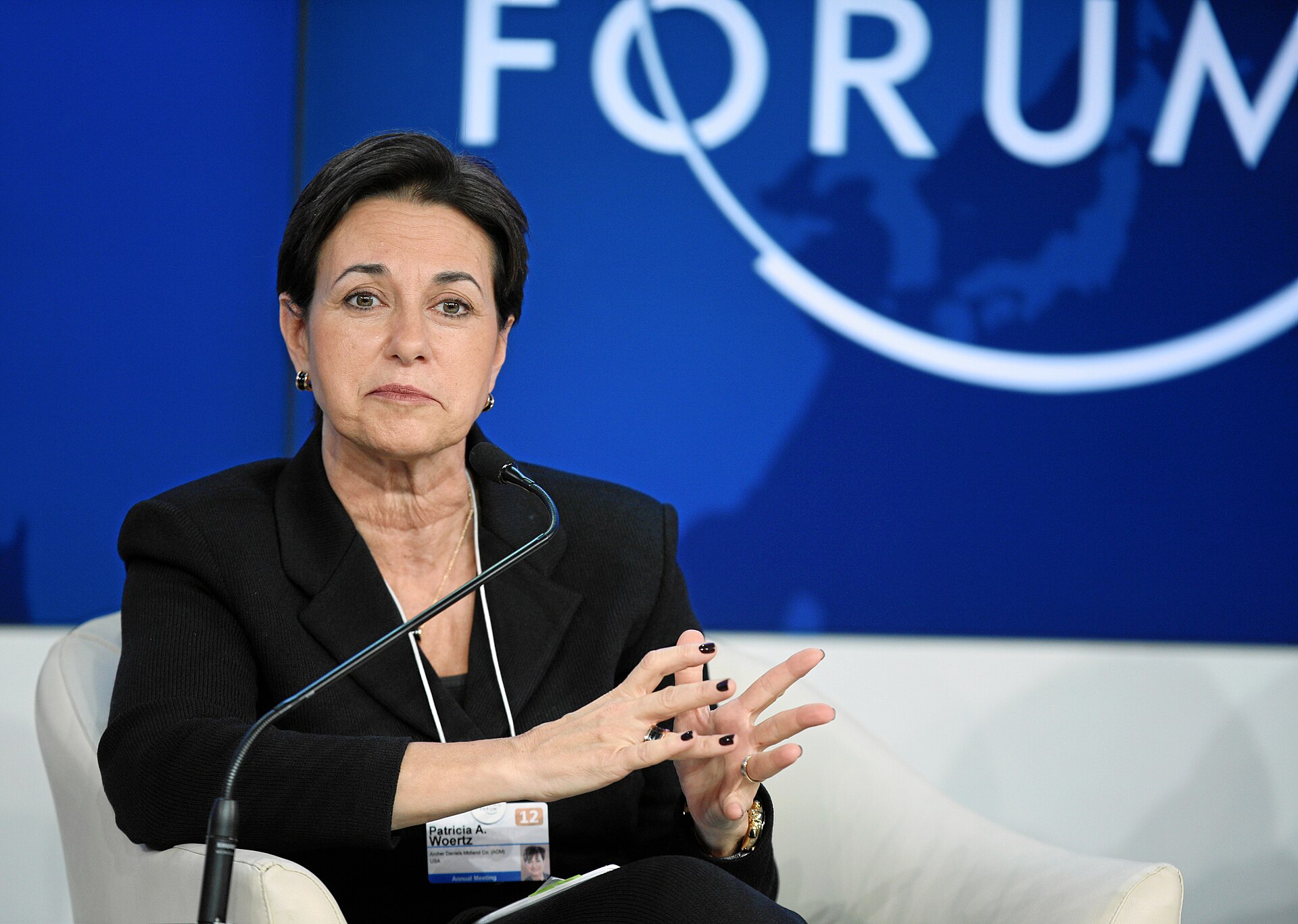 Imagem de referência de Patricia A. Woertz, descrito nos dados abertos como patricia Ann Woertz, empresária estadunidense aposentada, 85ª mulher mais poderosa do mundo