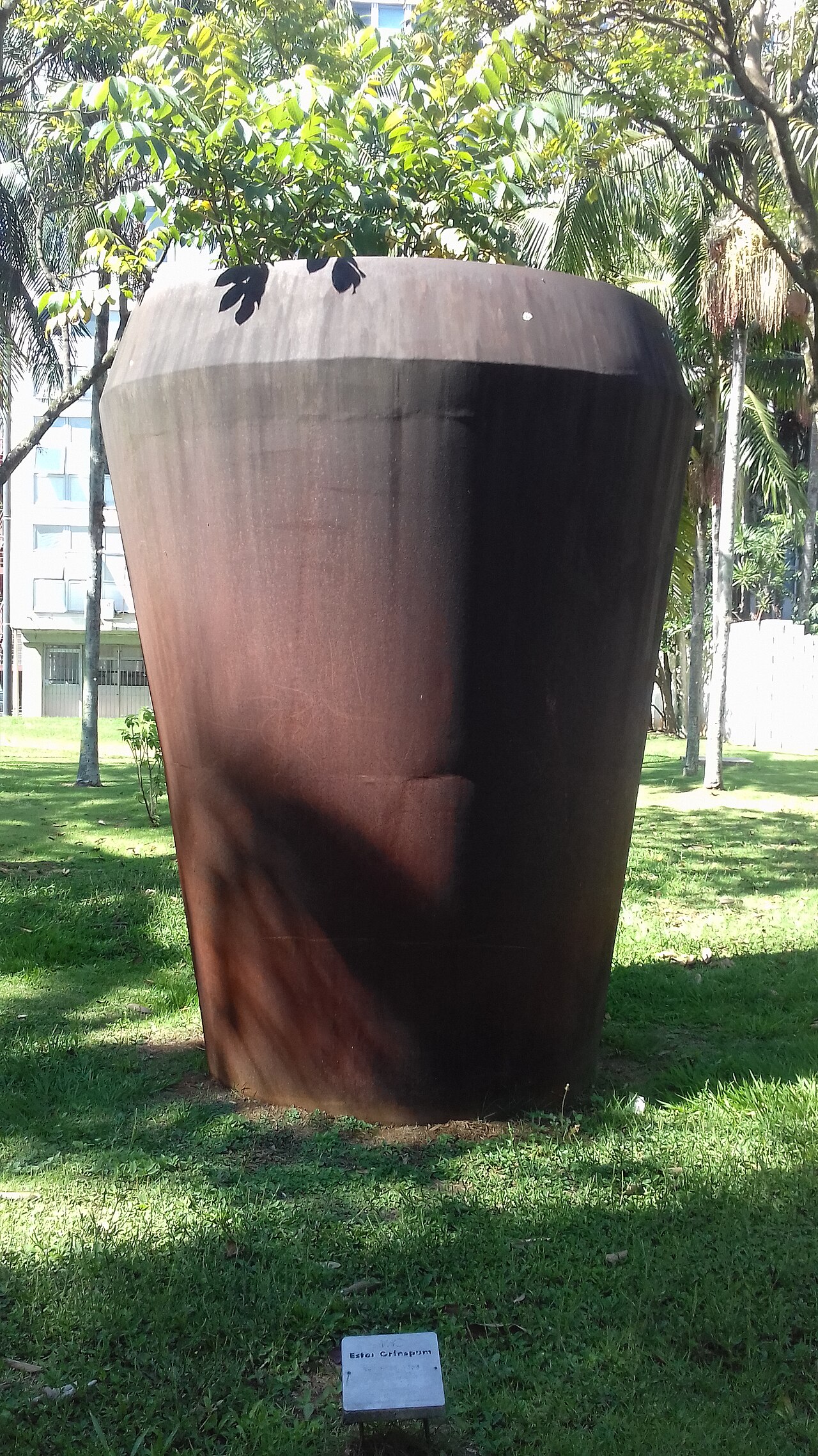 Imagem de referência de Sem título (Ester Grinspum), descrito nos dados abertos como monumento na cidade de São Paulo