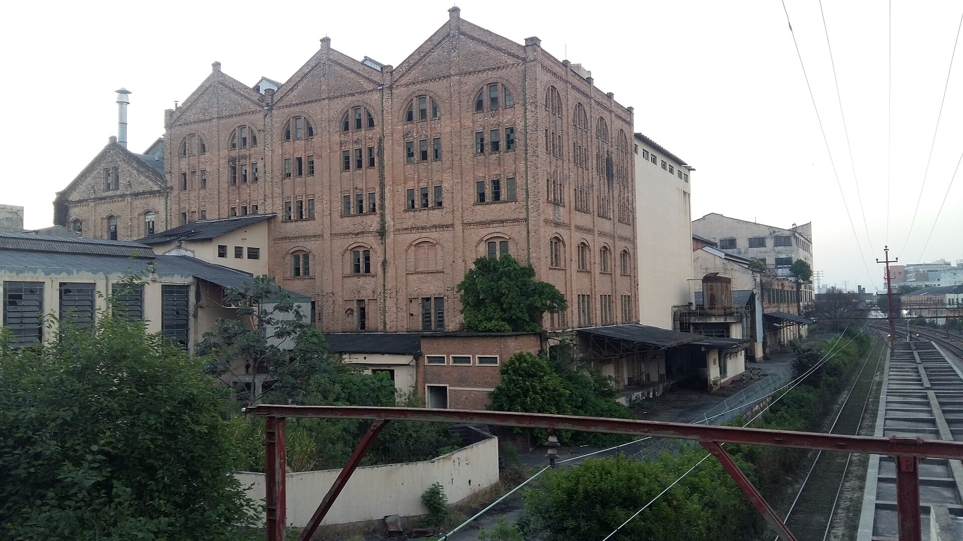 Imagem de referência de Galpões da Mooca, descrito nos dados abertos como edifícios históricos em São Paulo, Brasil