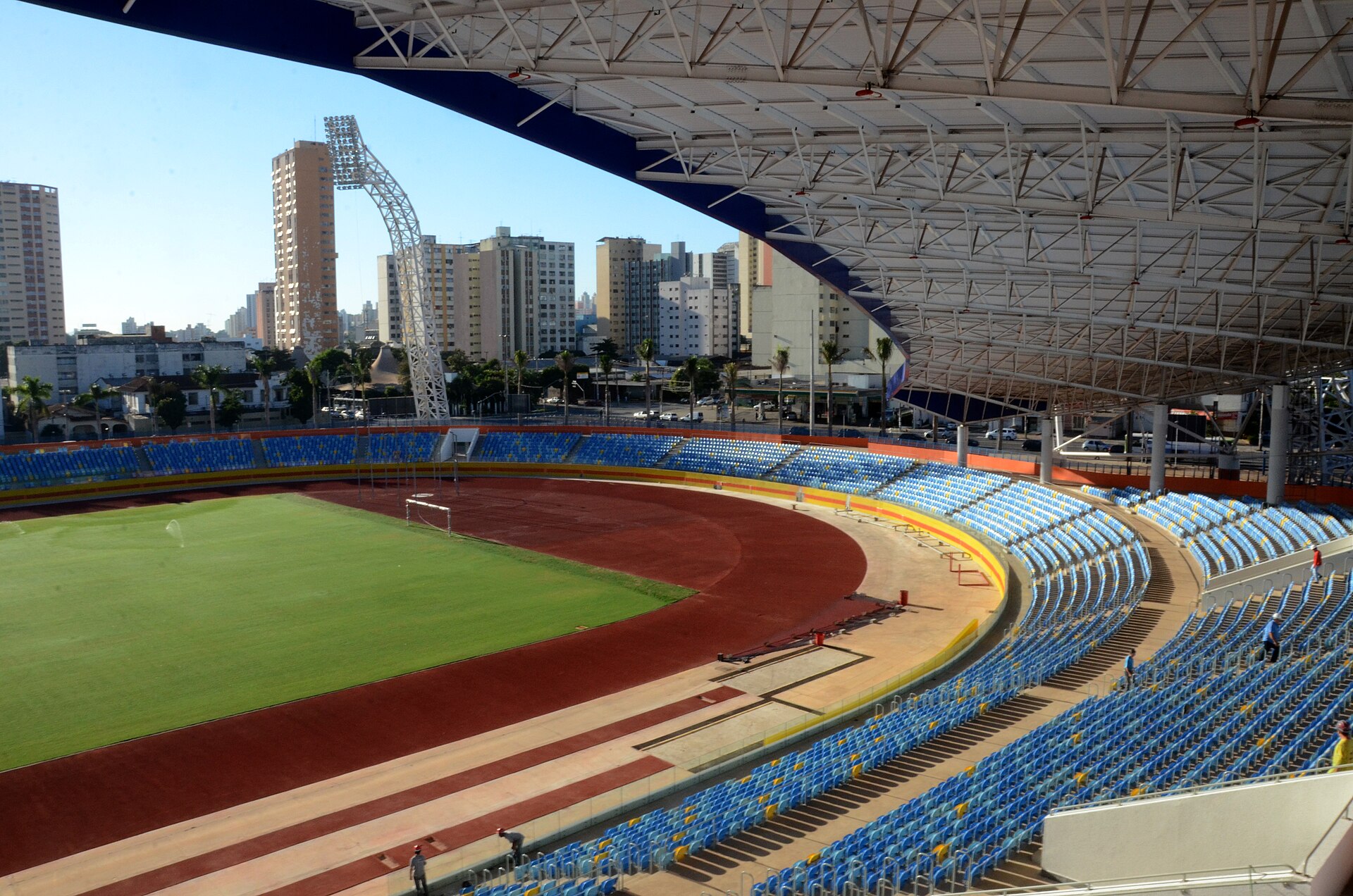 Imagem de referência de Estádio Olímpico Pedro Ludovico, descrito nos dados abertos como estádio de futebol na cidade de Goiânia, Goiás, Brasil