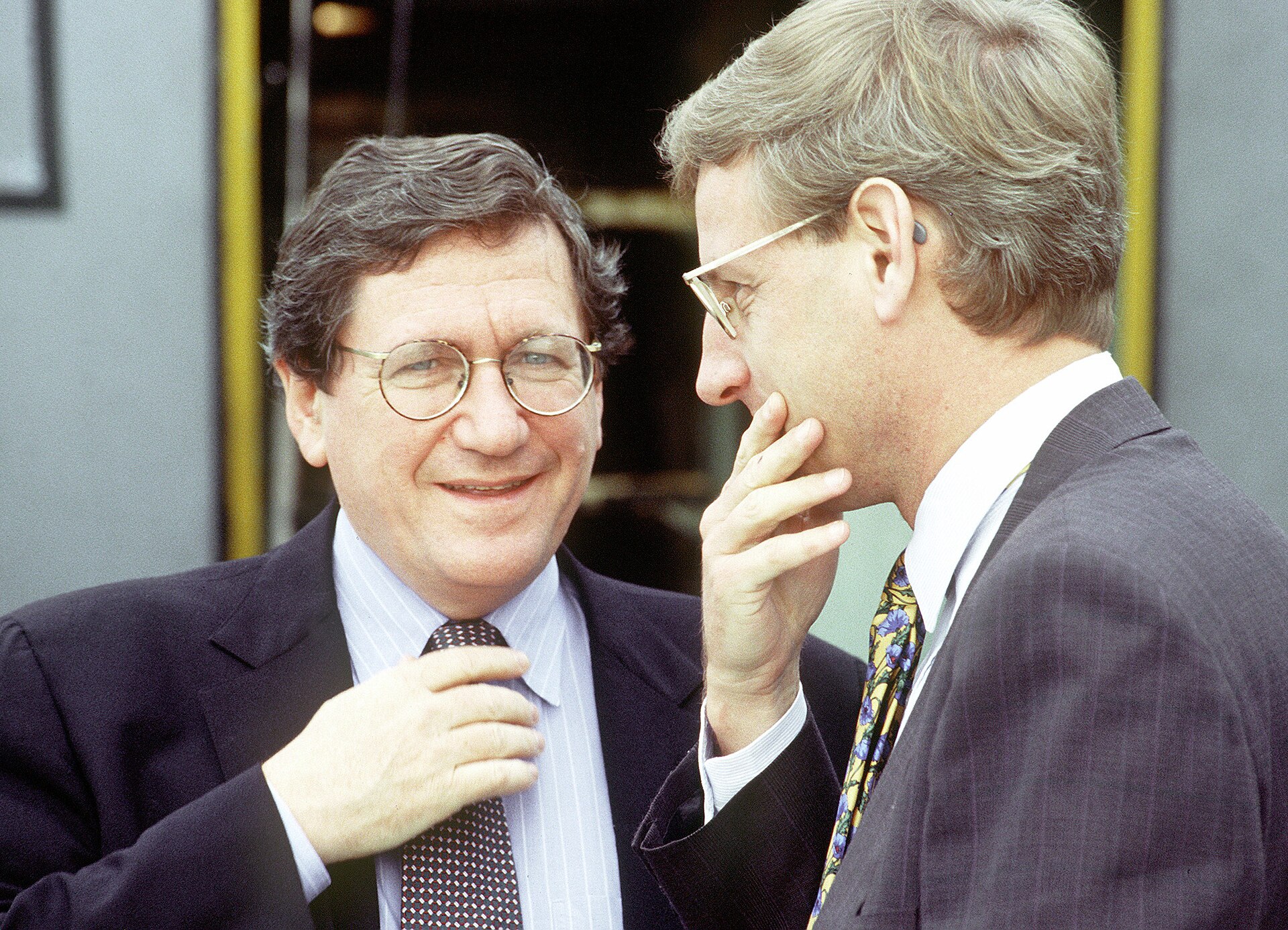 Imagem de referência relacionada a Richard Holbrooke, item descrito como registro de referência sobre Richard Holbrooke, organizado a partir de dados estruturados abertos