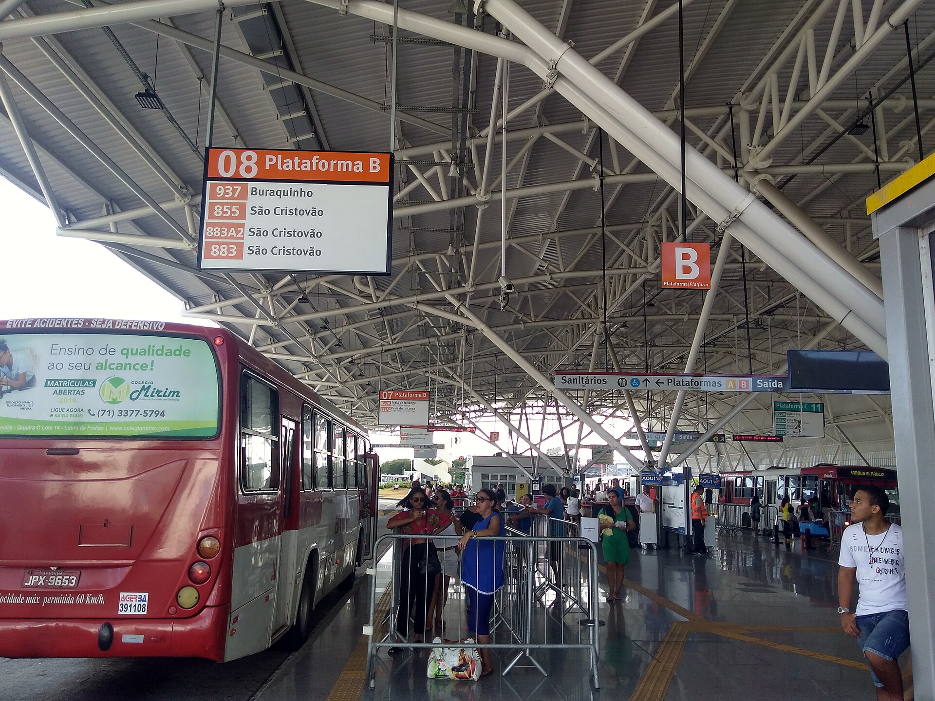 Imagem de referência de Terminal de Integração do Aeroporto, descrito nos dados abertos como terminal de integração de ônibus em Lauro de Freitas, Bahia, Brasil