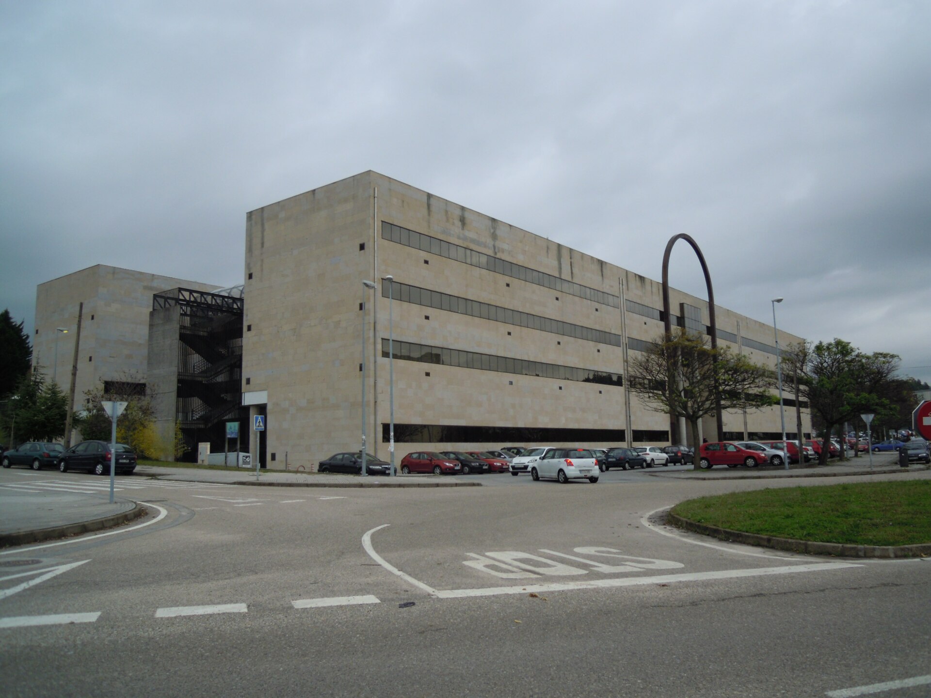 Imagem de referência de Campus de Pontevedra, descrito nos dados abertos como universidade em Pontevedra, Espanha