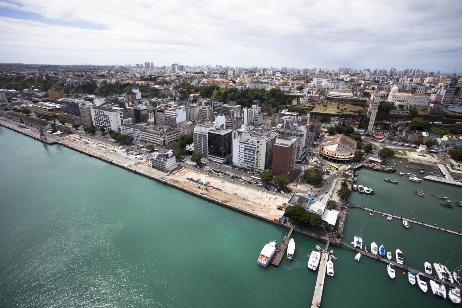 Imagem de referência de Comércio, descrito nos dados abertos como bairro de Salvador, município capital do estado brasileiro da Bahia