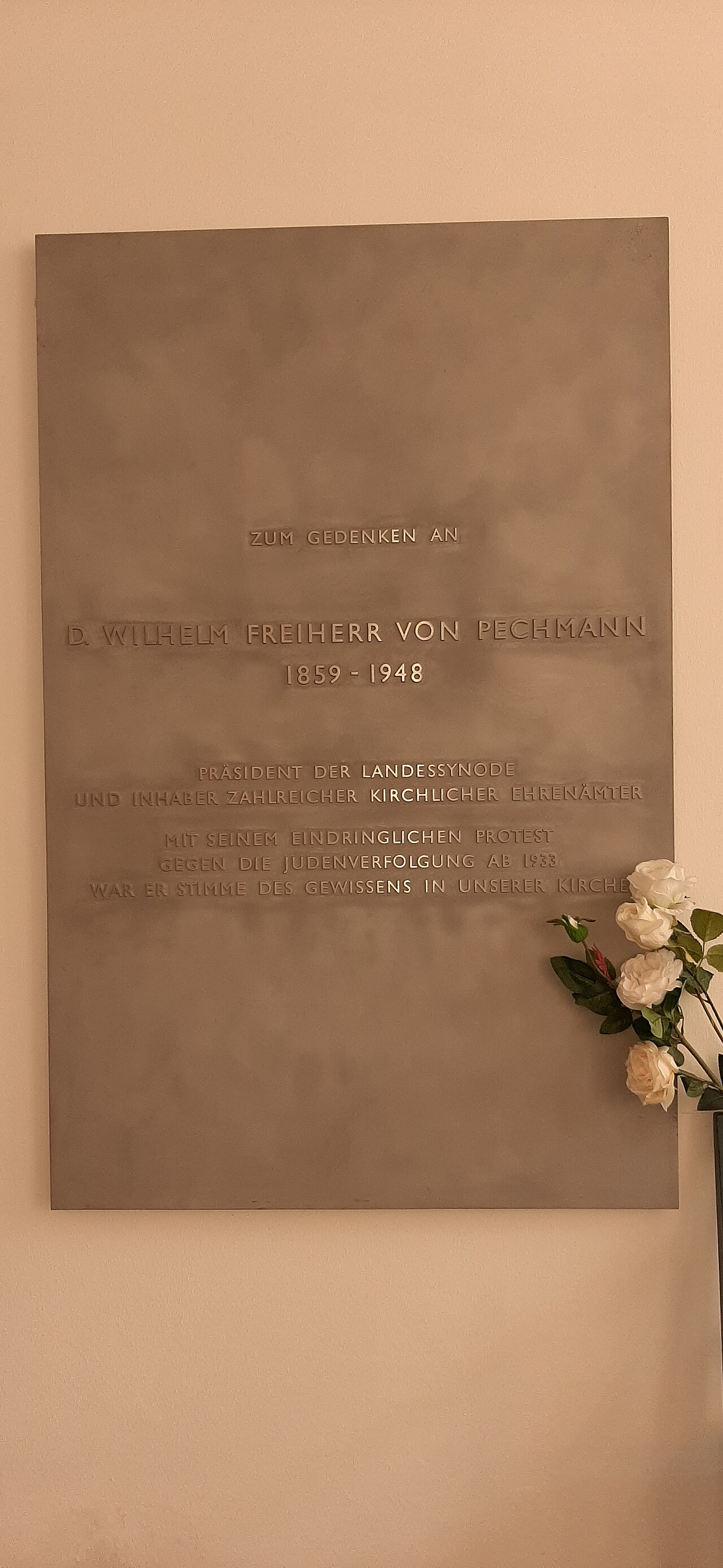 Imagem de referência relacionada a Wilhelm Freiherr von Pechmann, item descrito como registro de referência sobre Wilhelm Freiherr von Pechmann, organizado a partir de dados estruturados abertos
