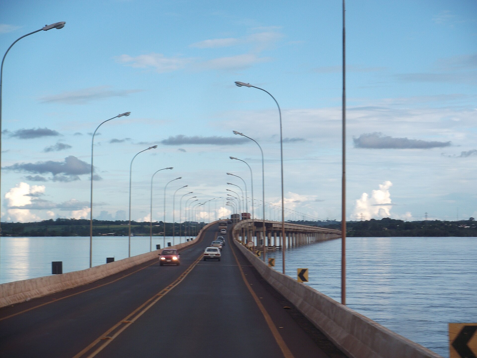Imagem de referência de Mundo Novo, descrito nos dados abertos como município brasileiro do Mato Grosso do Sul