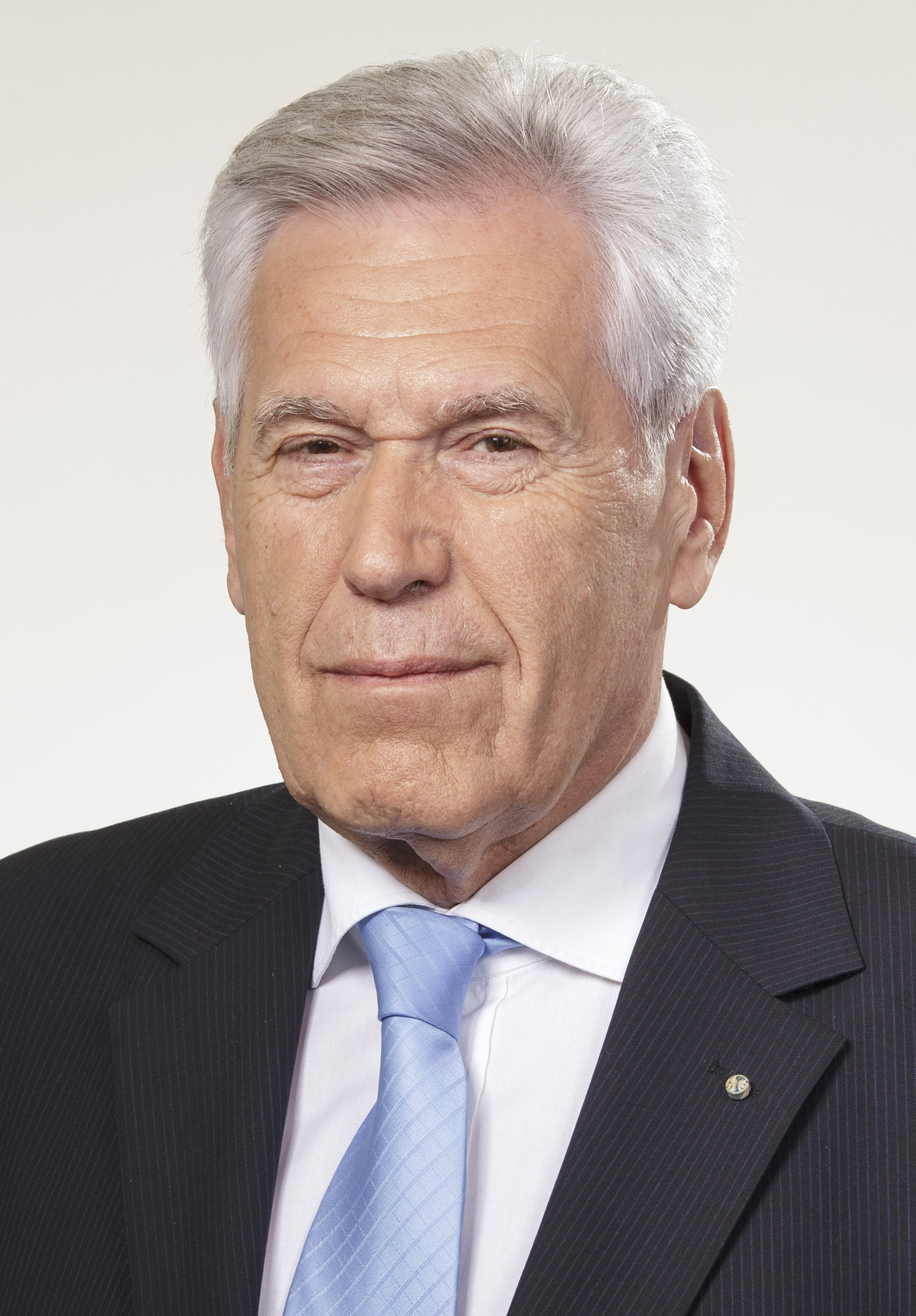 Imagem de referência de Michael Glos, descrito nos dados abertos como político alemão