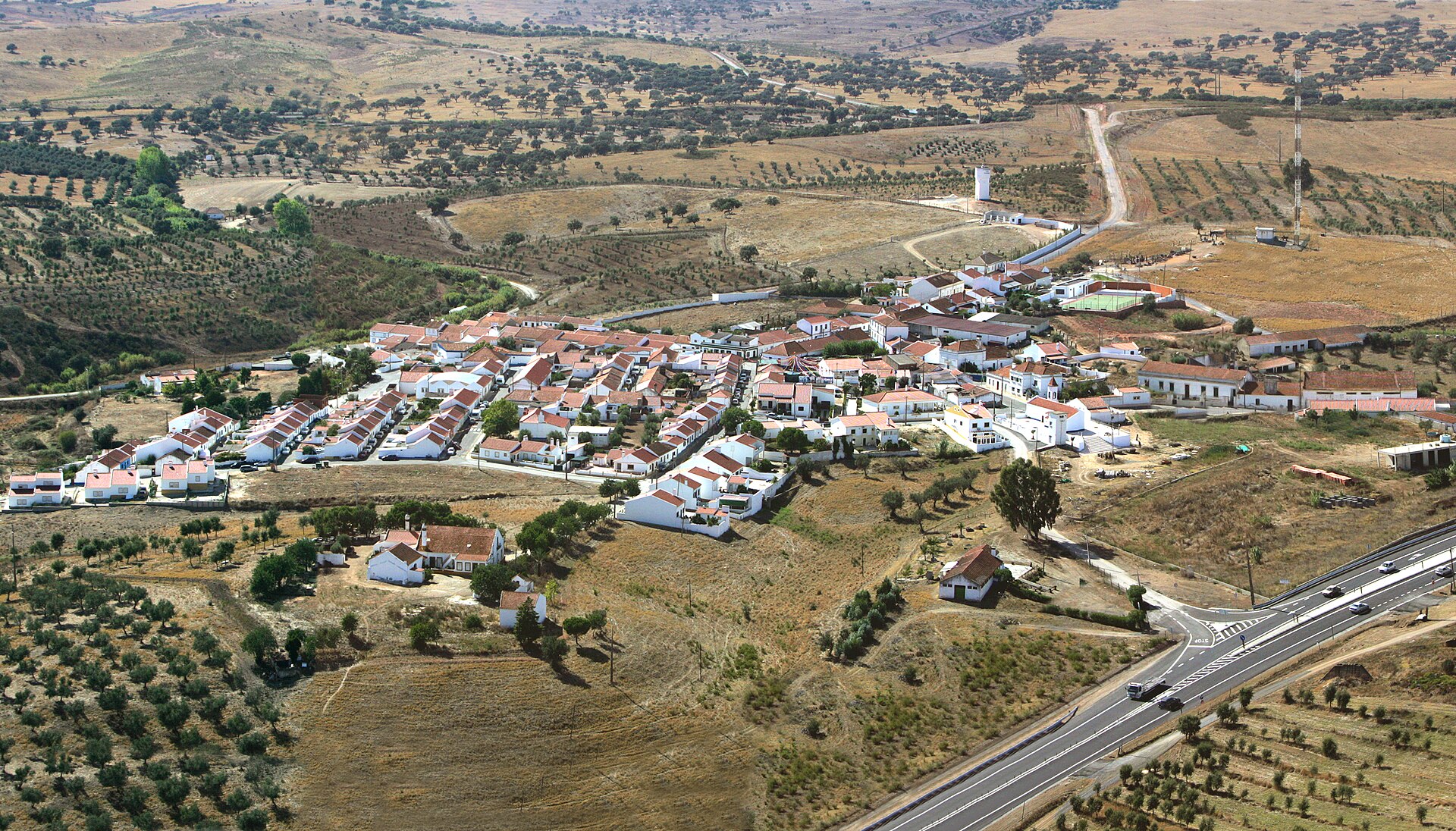 Imagem de referência relacionada a Azinheira dos Barros, item descrito como povoação portuguesa do Município de Grândola