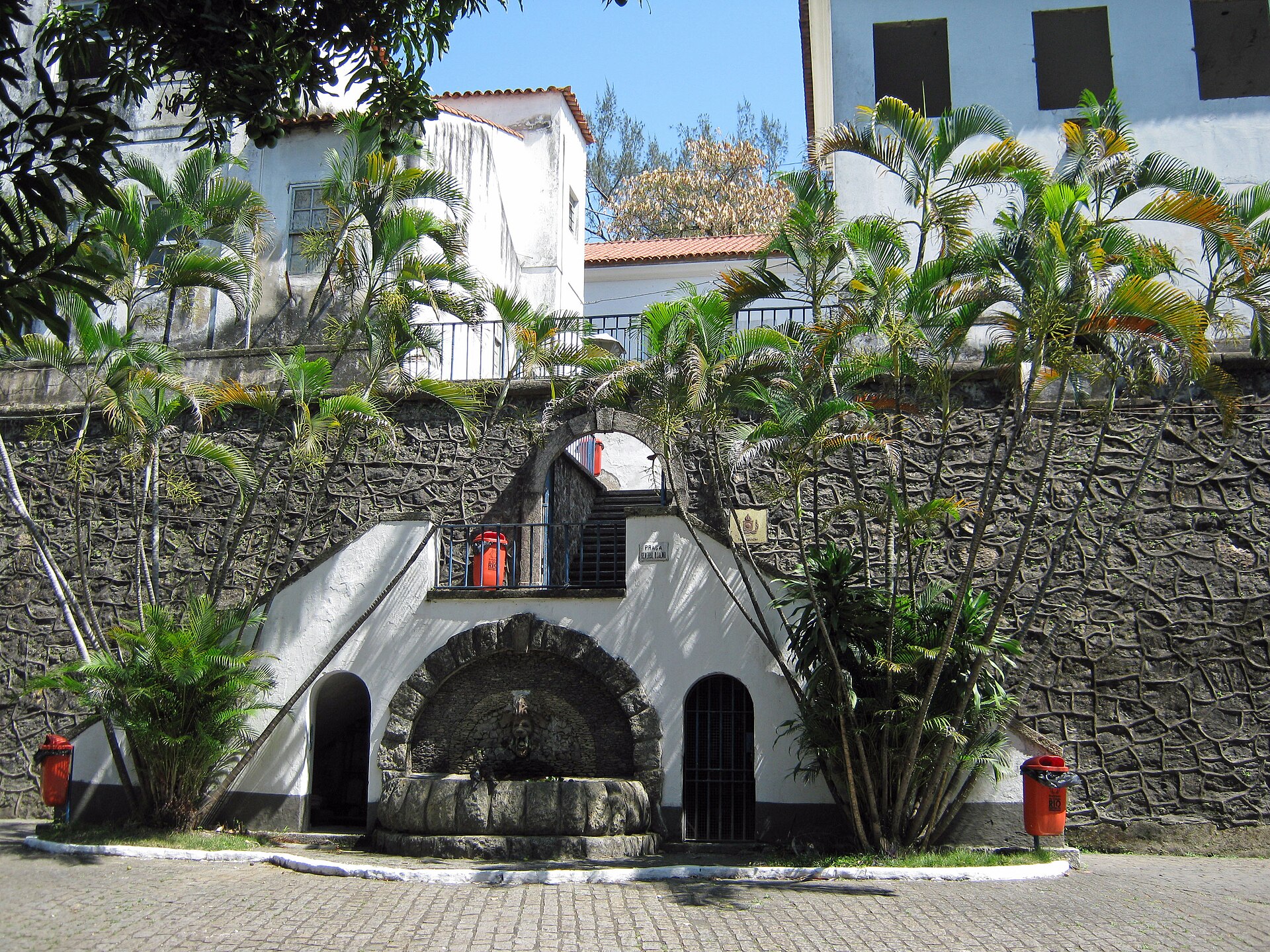 Imagem de referência de Fortaleza de Nossa Senhora da Conceição (Rio de Janeiro), descrito nos dados abertos como patrimônio localizado no Brasil