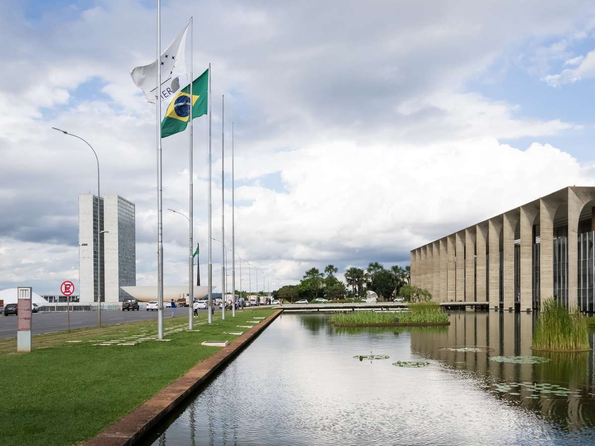 Independência econômica, soberania e abertura de mercados: o que os candidatos à Presidência propõe para as relações externas?