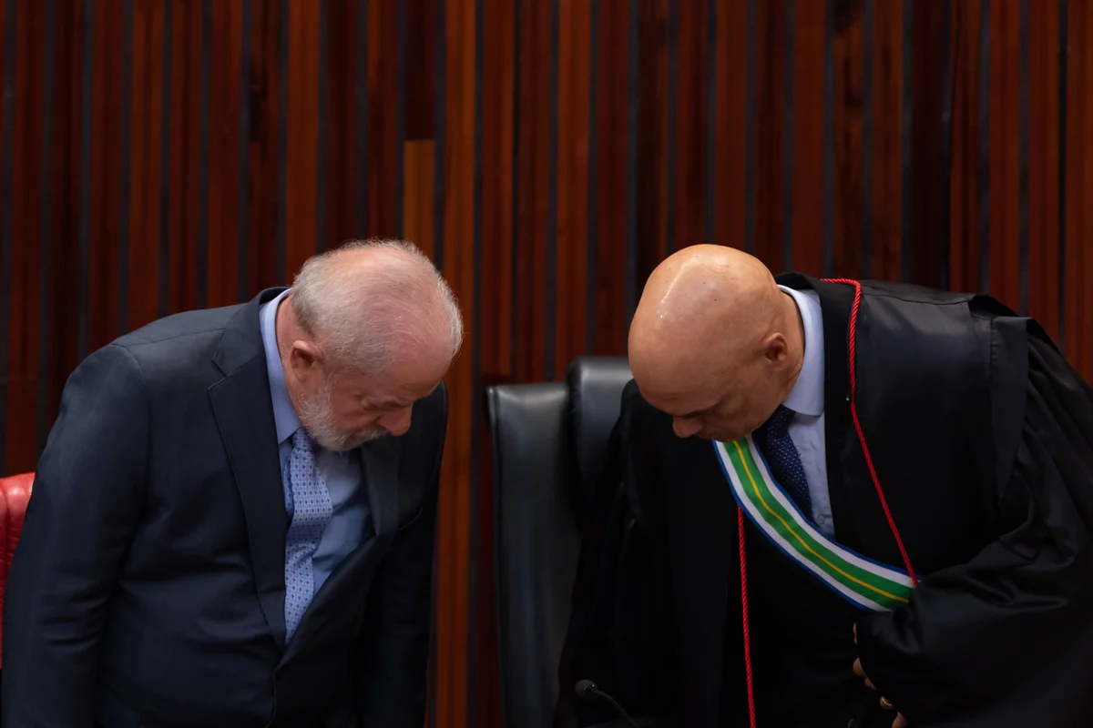 Votar em Lula é votar em Alexandre de Moraes e seus camaradas