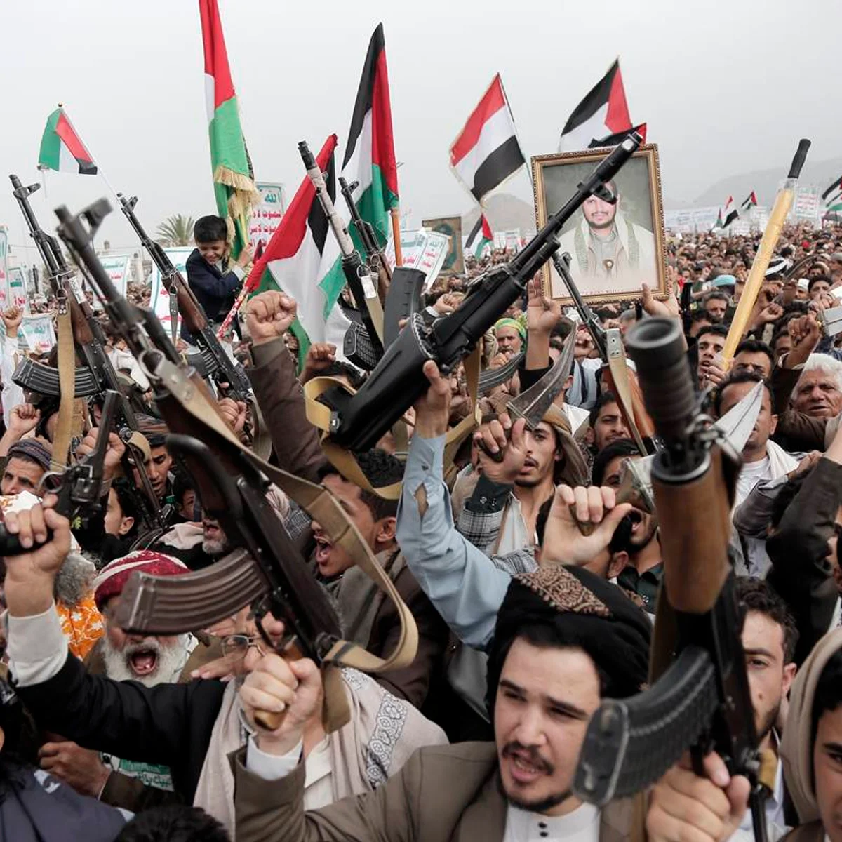 Houthis tomam controle de cidade portuária estratégica do Iêmen
