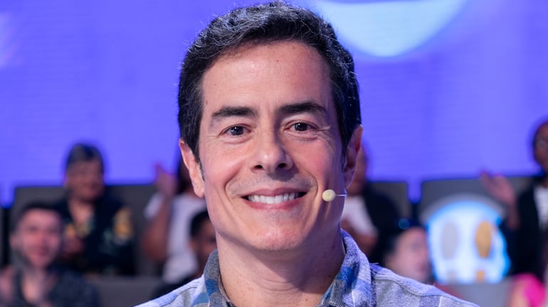 Felipe Folgosi vai além da atuação e comenta sucesso como roteirista de cinema e escritor: ‘Sou um contador de histórias’