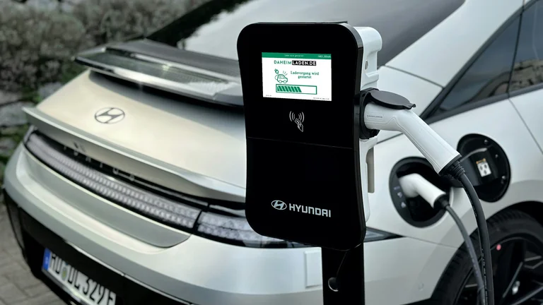 10 carros elétricos com maior autonomia do Brasil em 2026