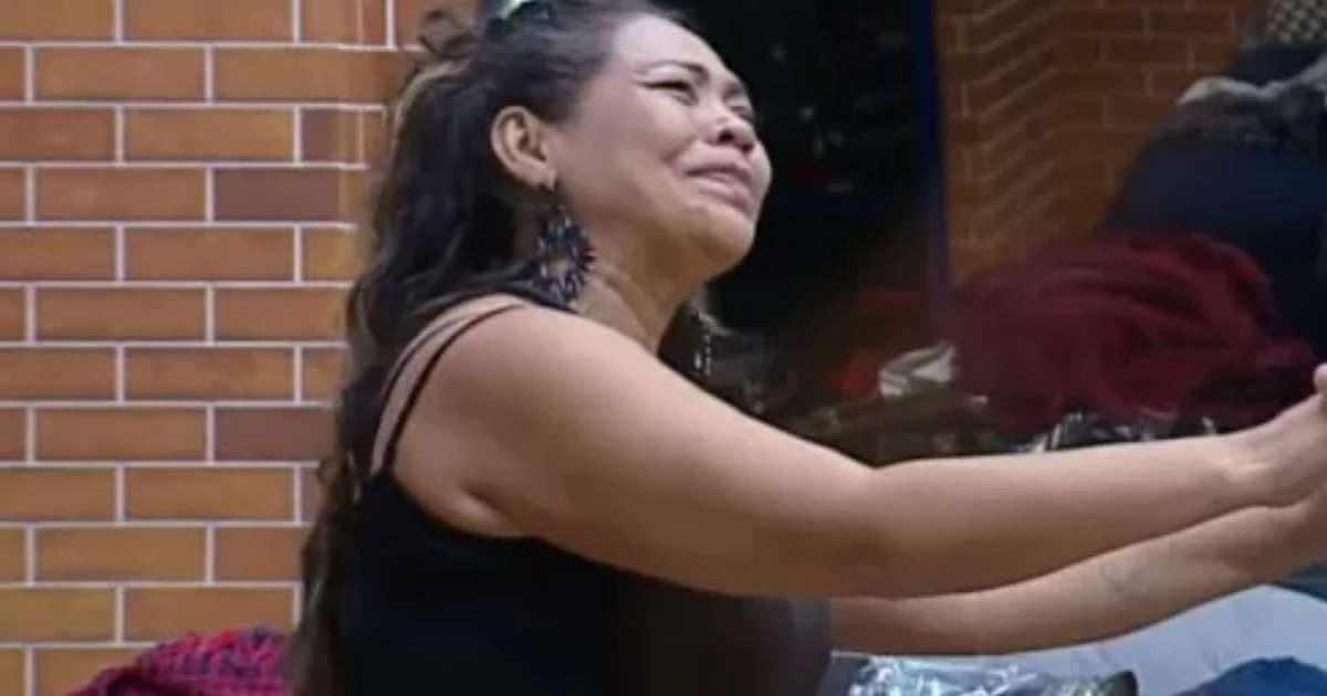 'A Fazenda 18': Darlin se desespera, chora e ameaça desistir: 'Não aguento'