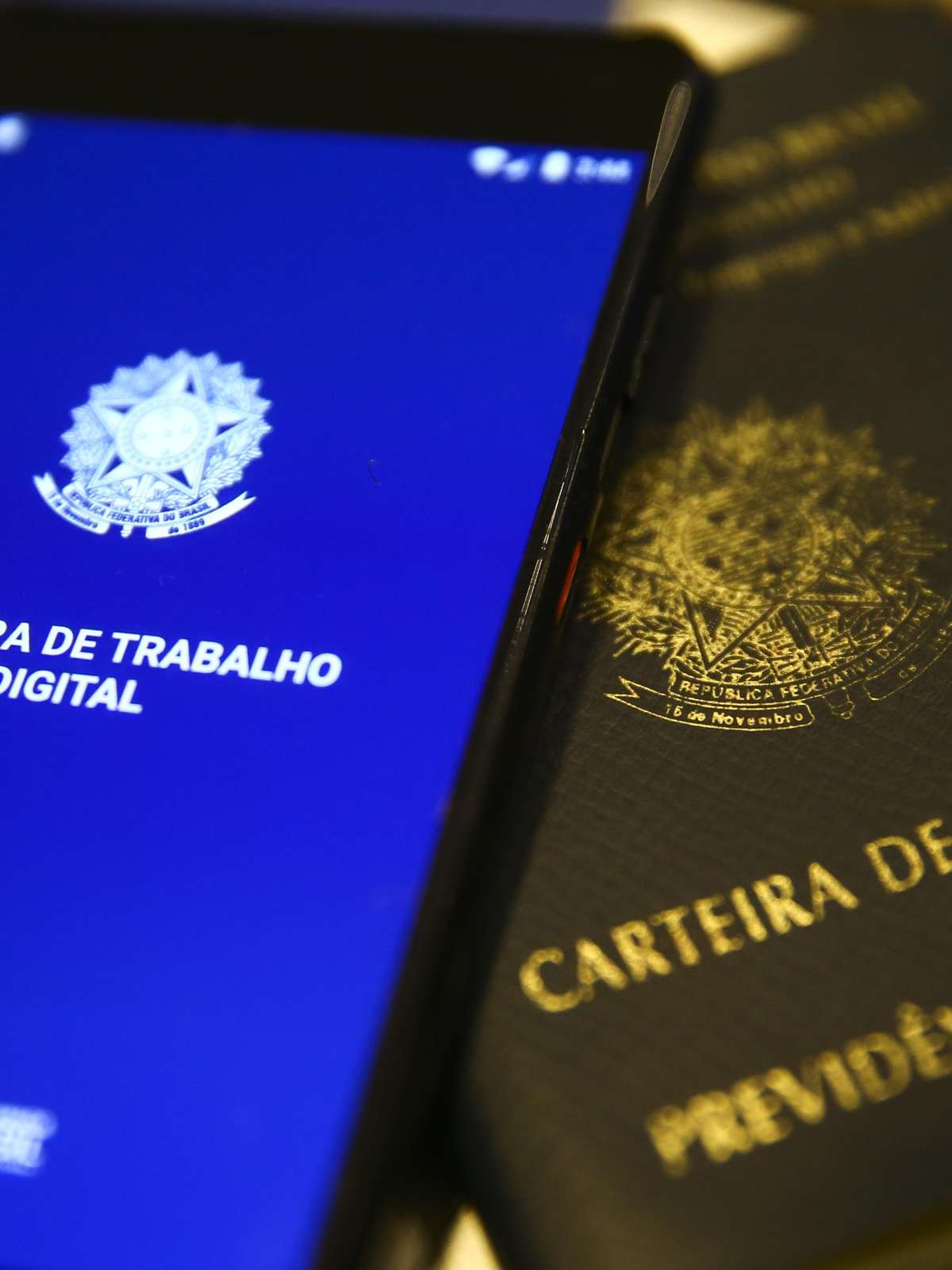 Agora é obrigatório ter duas folgas por semana ou tem exceção? Advogados trabalhistas explicam o fim da escala 6x1