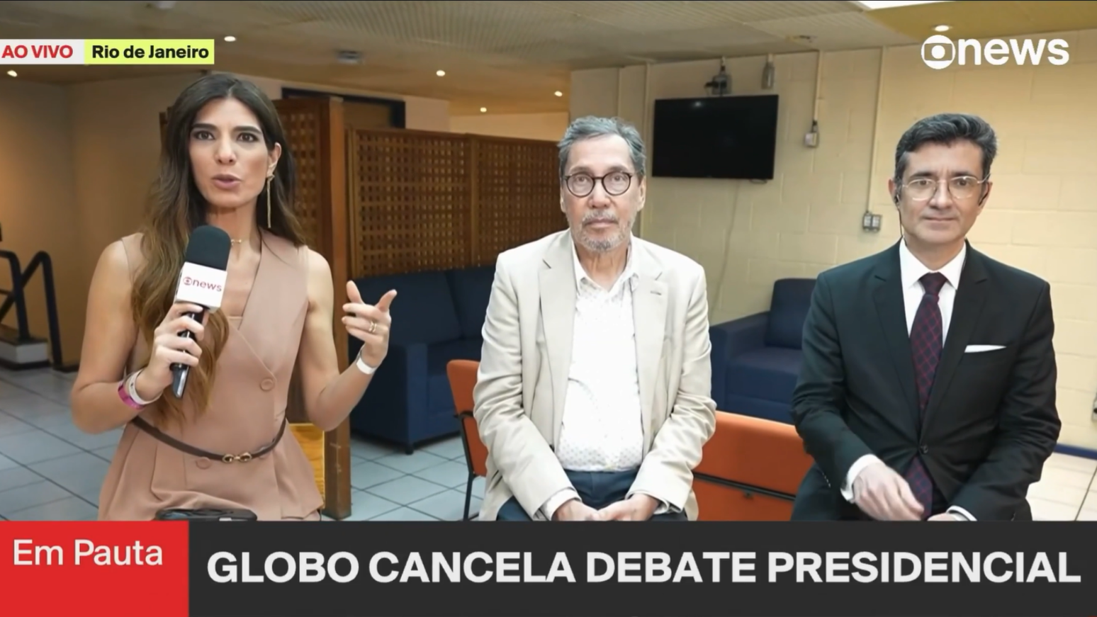 Andréia Sadi vive gafe na GloboNews