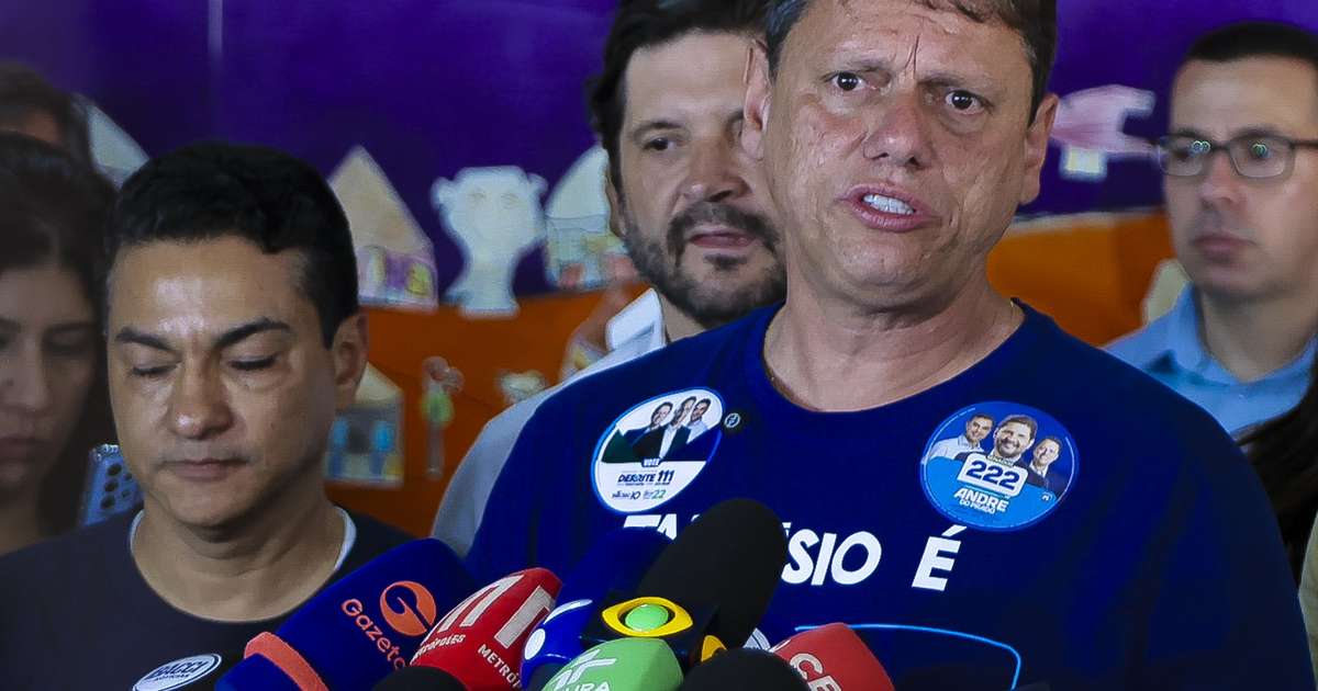 ‘Construímos um consenso num país onde falta consenso’, diz Tarcísio em 1º discurso após ser reeleito