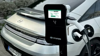10 carros elétricos com maior autonomia do Brasil em 2026