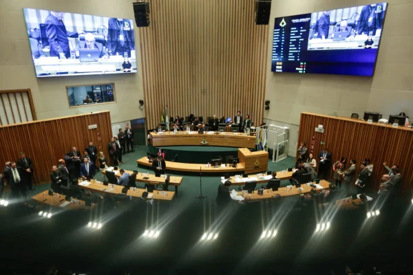 Nova composição da CLDF será 70,8% de centro e de direita