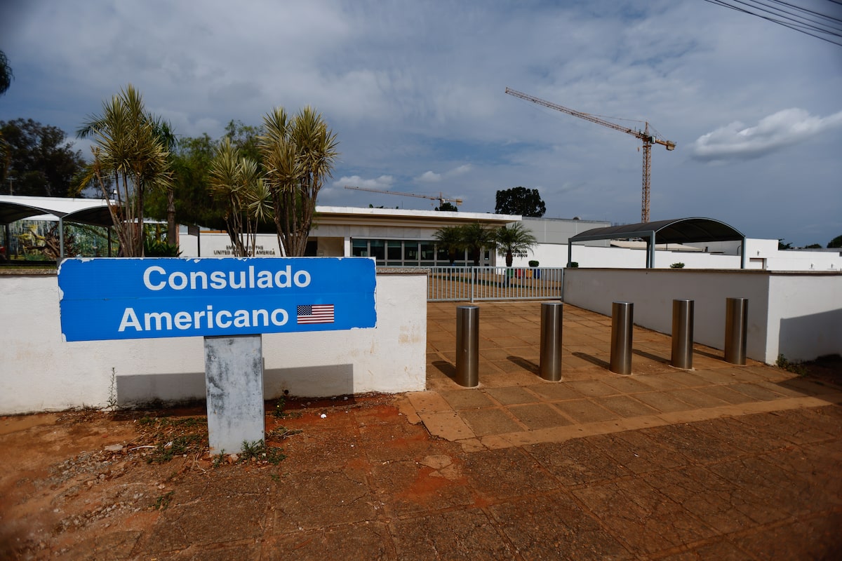 Embaixada e consulados dos EUA retomam atendimentos após suspensão por ‘possível ameaça’