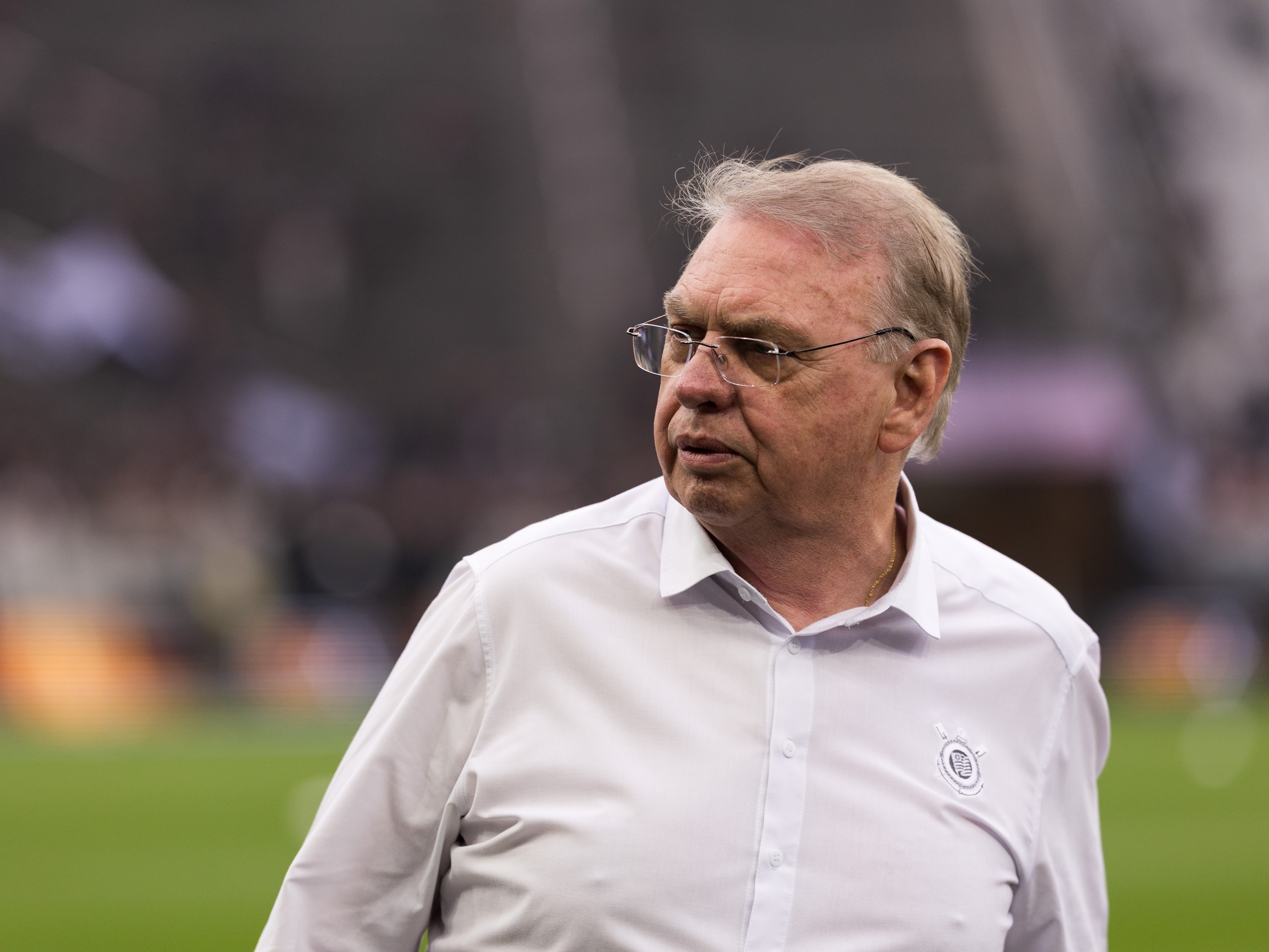 Corinthians: Stabile comenta reunião com a Caixa e nega problema com elenco
