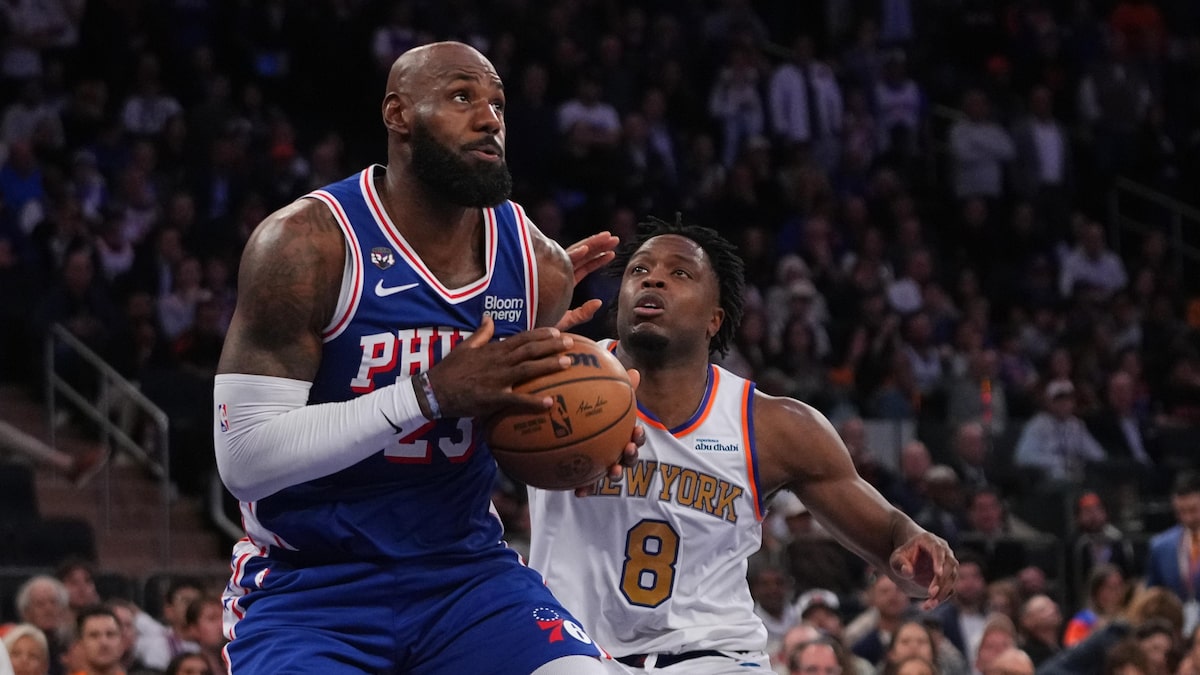 LeBron James marca 14 pontos e Sixers derrotam campeões Knicks na abertura da temporada da NBA