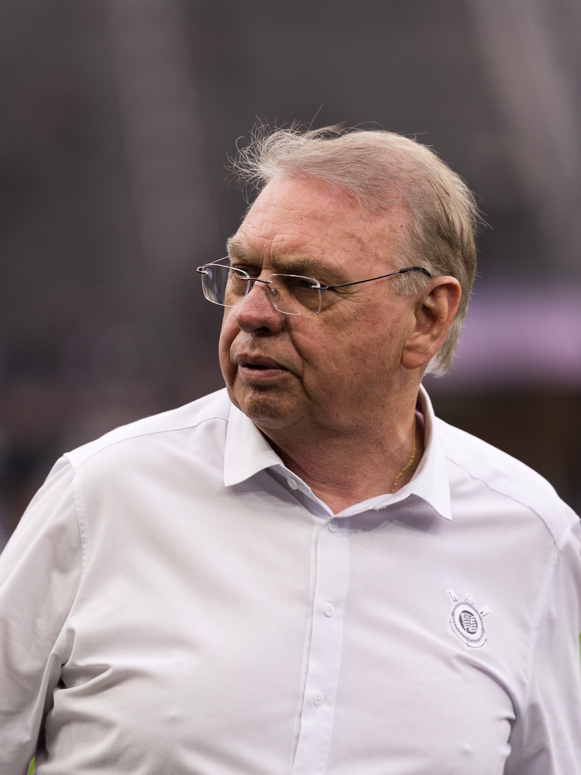 Corinthians: Stabile comenta reunião com a Caixa e nega problema com elenco