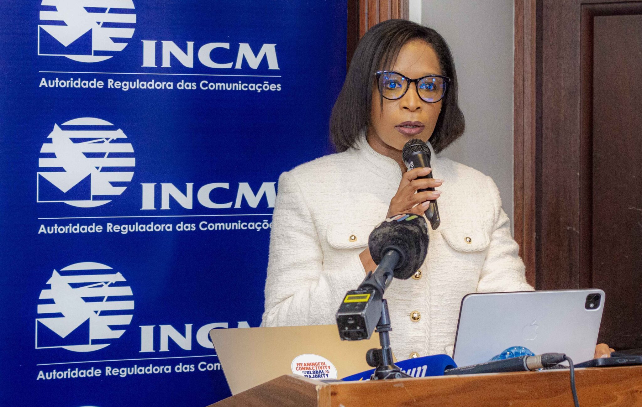 Moçambique consolida iniciativas de inclusão digital com a estratégia “Internet Para Todas e Todos”