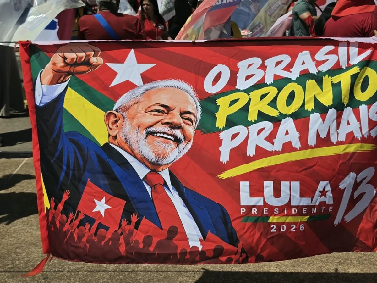 Apoiadores de Lula fazem “ato da virada” na Esplanada antes do 2º turno
